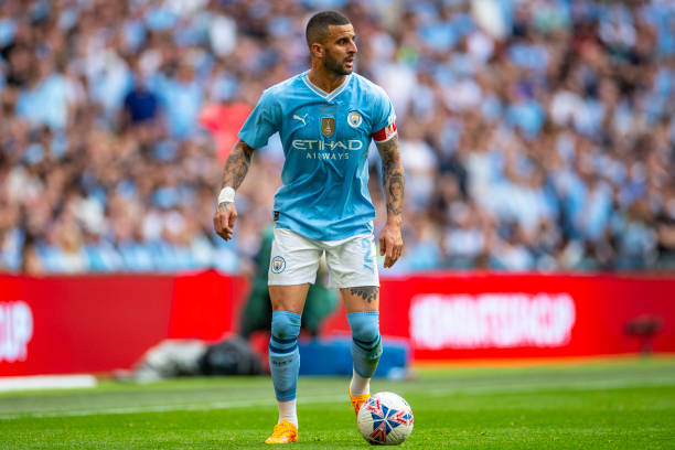 與拜仁進行 與拜仁進行