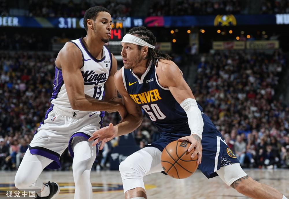 在首回合比 在首回合比