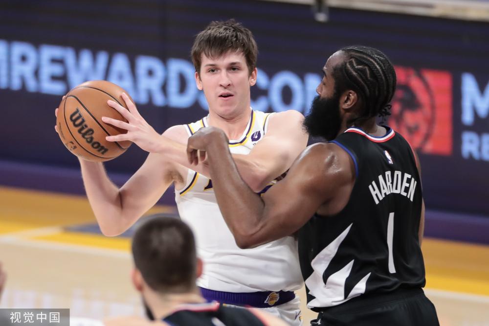 稳定的后防 稳定的后防